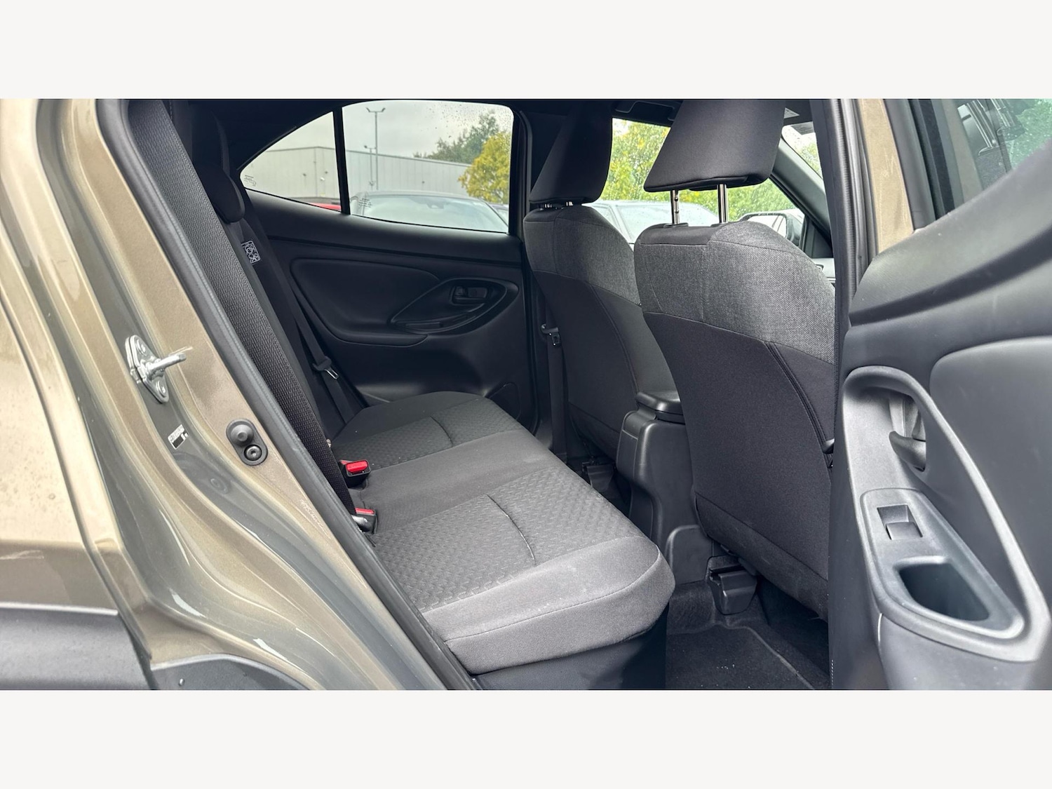 Used Toyota Yaris Cross 2025 for sale - 76326198: Photo 15