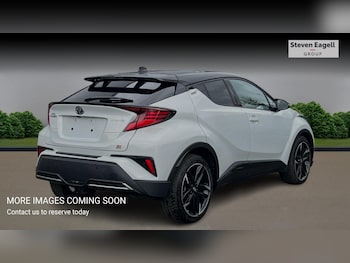 Used Toyota C-HR 2023 for sale - 78307195: Photo