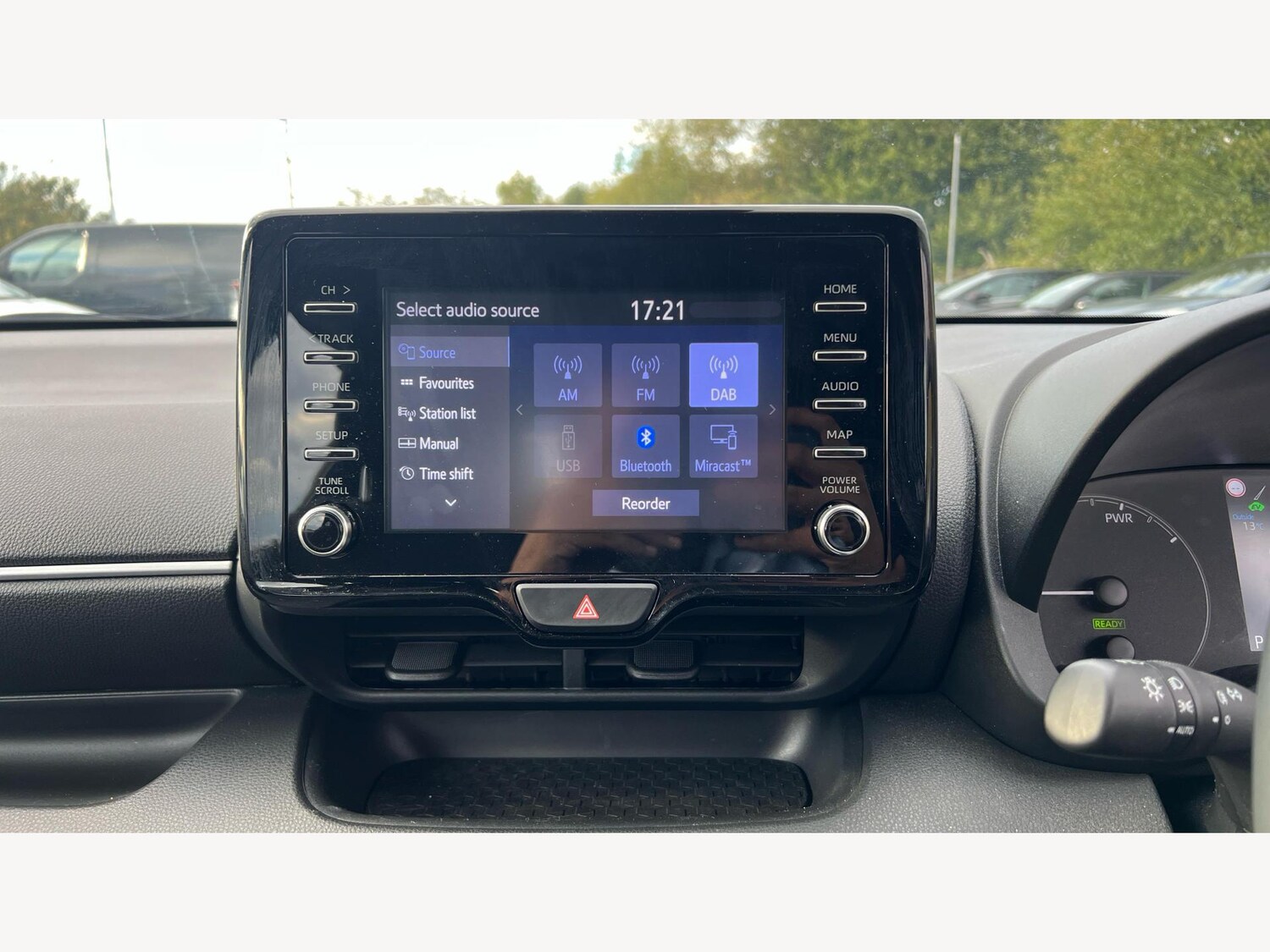 Used Toyota Yaris 2023 for sale - 76512042: Photo 25