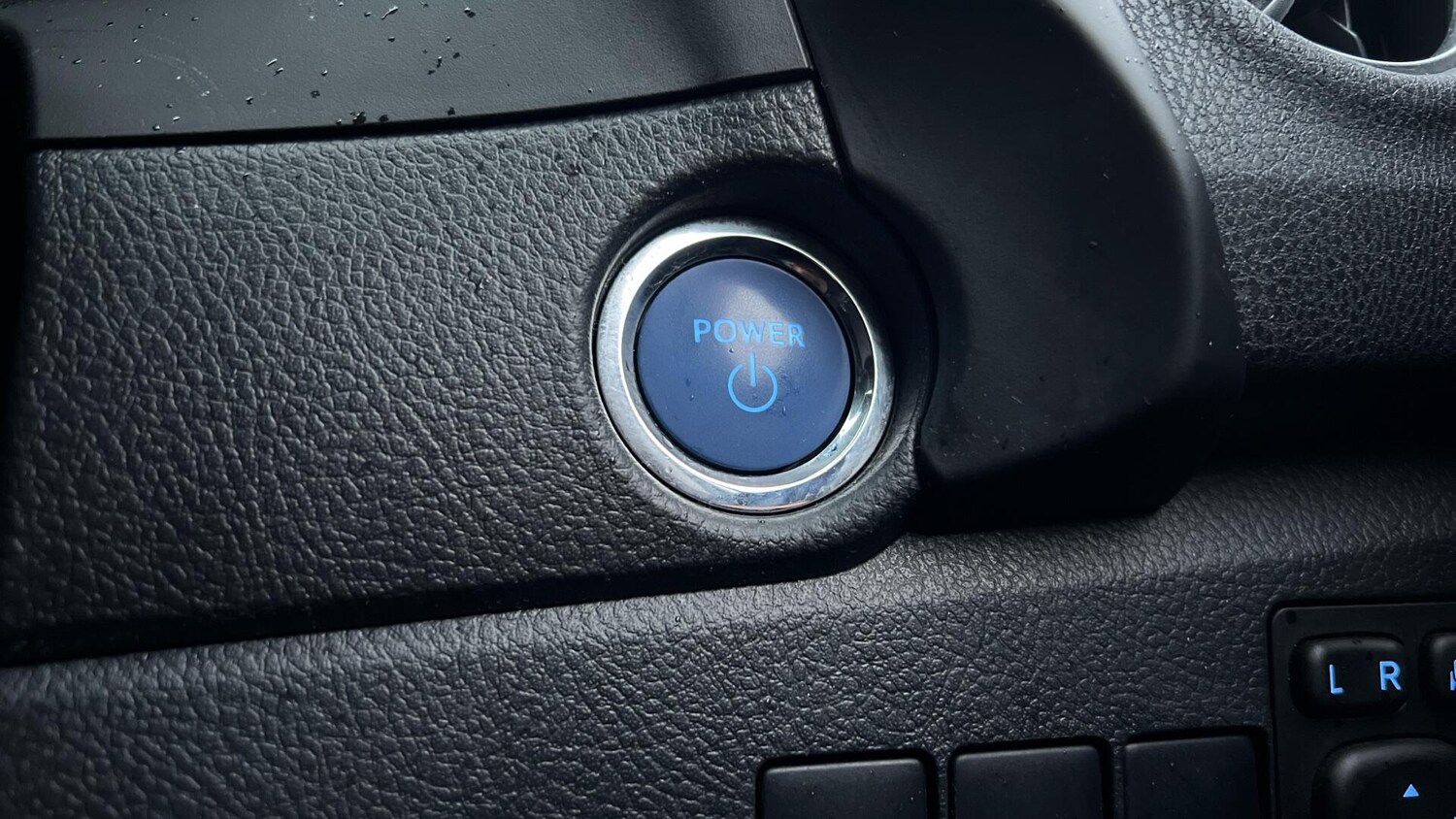 Used Toyota Auris 2018 for sale - 77377007: Photo 32