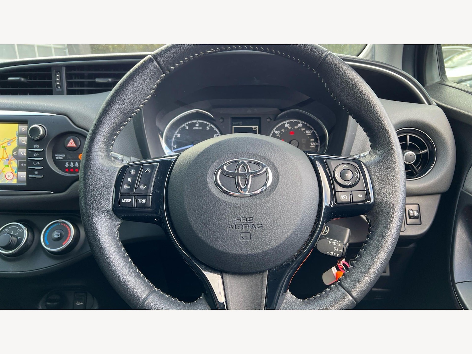 Used Toyota Yaris 2019 for sale - 78147860: Photo 10