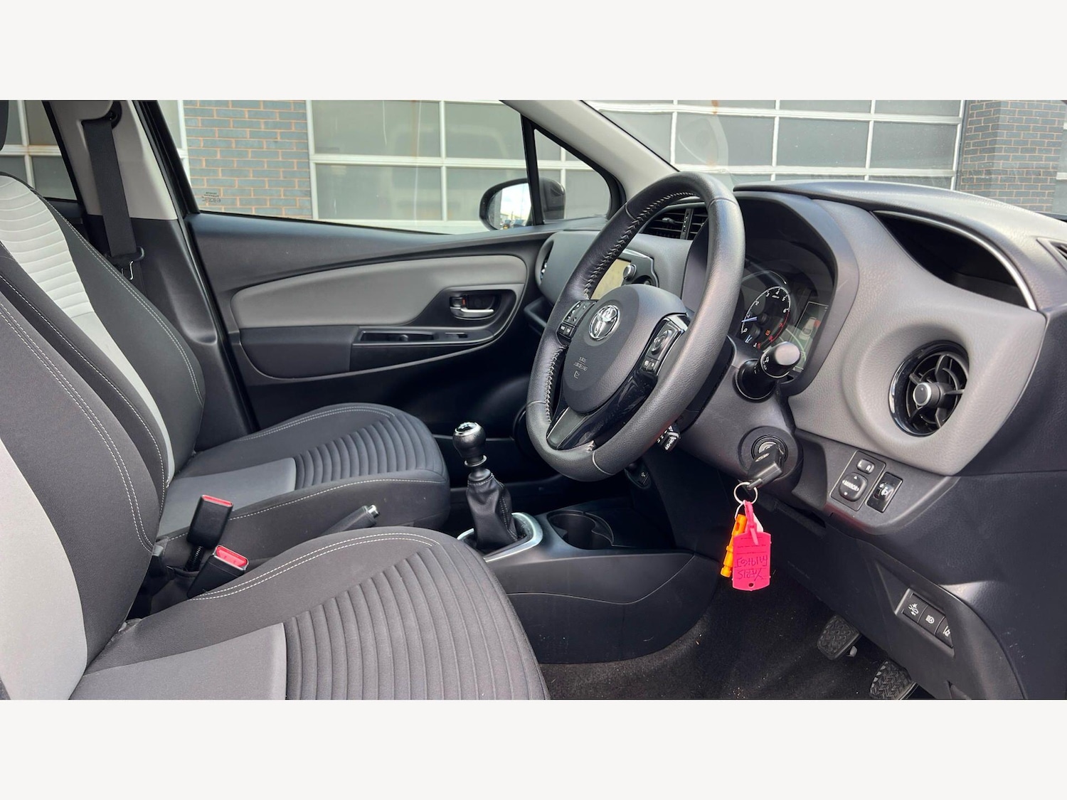 Used Toyota Yaris 2019 for sale - 78147860: Photo 13