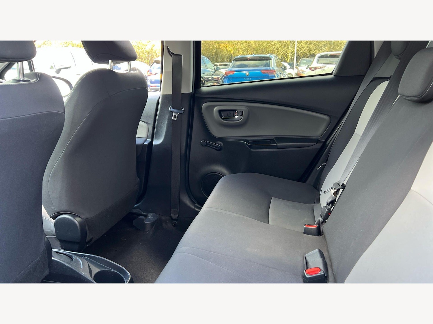 Used Toyota Yaris 2019 for sale - 78147860: Photo 15