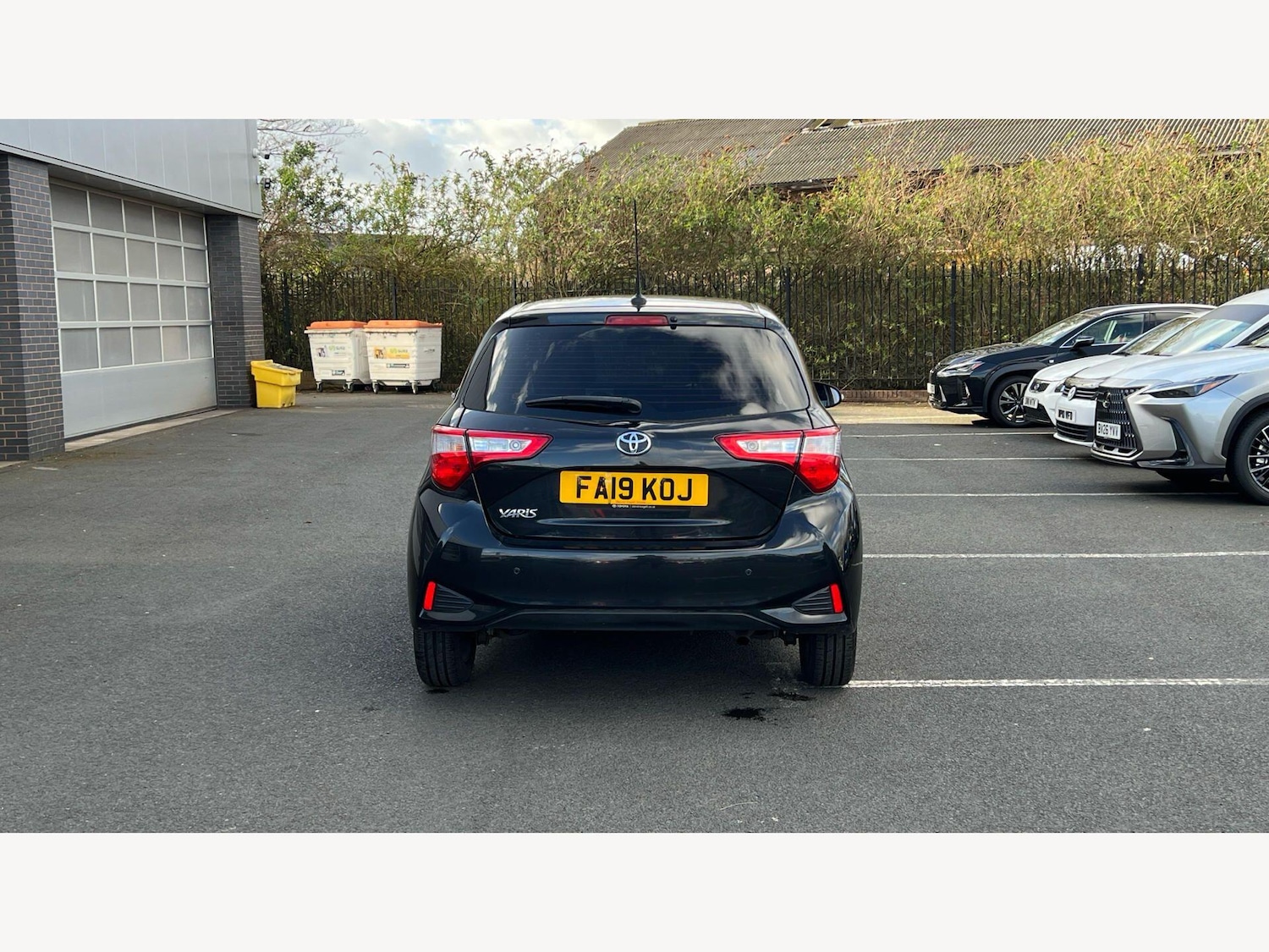 Used Toyota Yaris 2019 for sale - 78147860: Photo 21