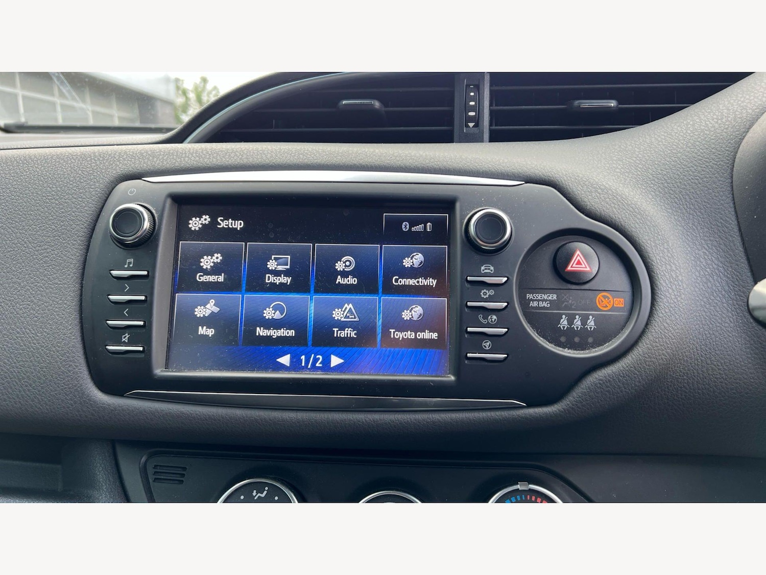 Used Toyota Yaris 2019 for sale - 78147860: Photo 24