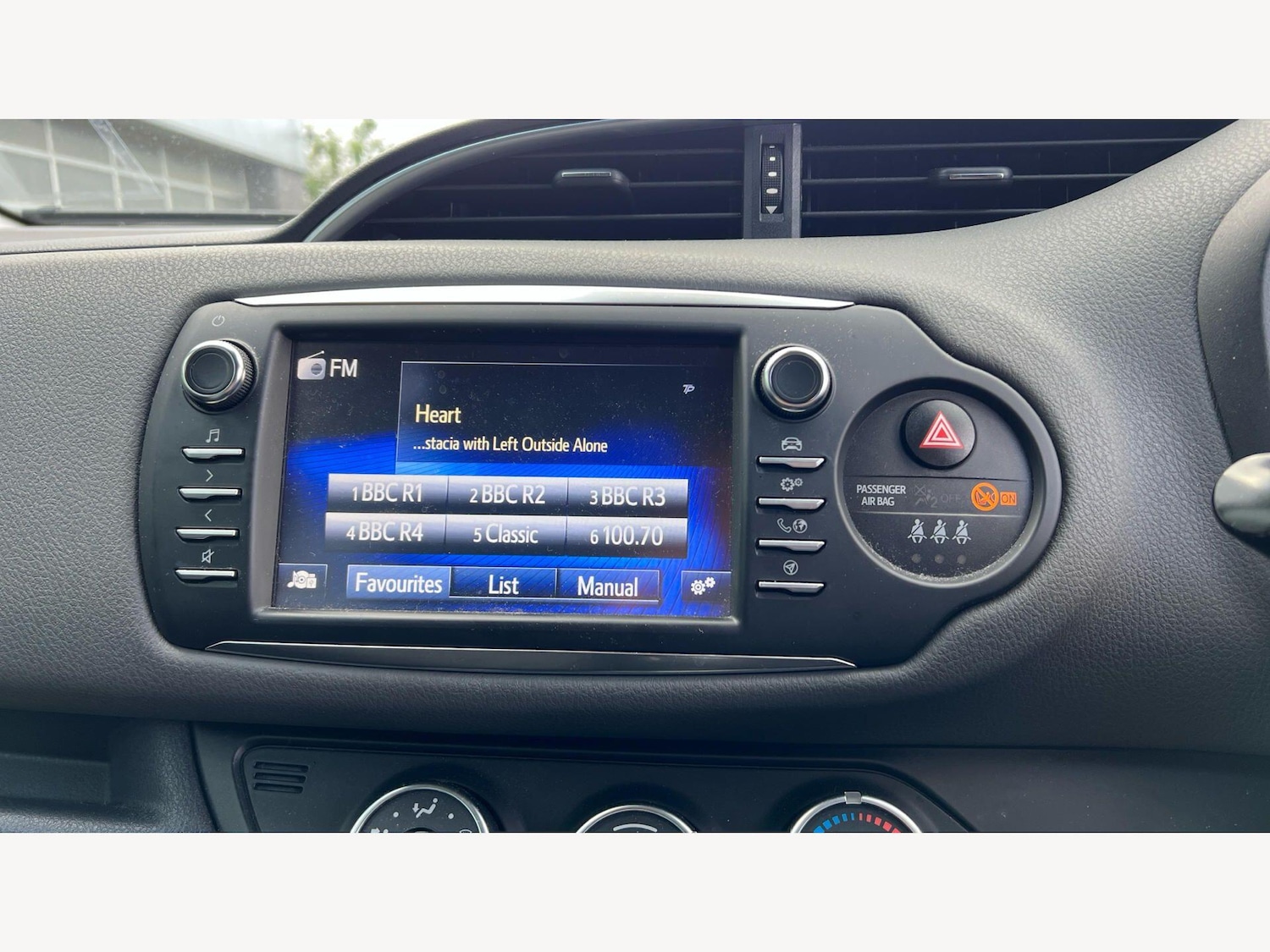 Used Toyota Yaris 2019 for sale - 78147860: Photo 25