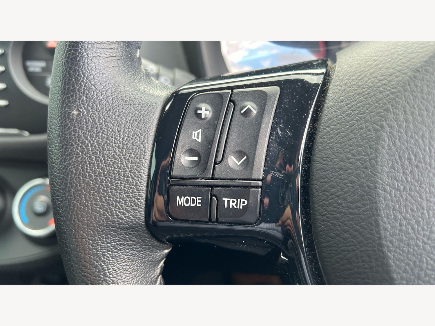 Used Toyota Yaris 2019 for sale - 78147860: Photo 29