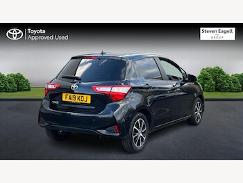 Used Toyota Yaris 2019 for sale - 78147860: Photo