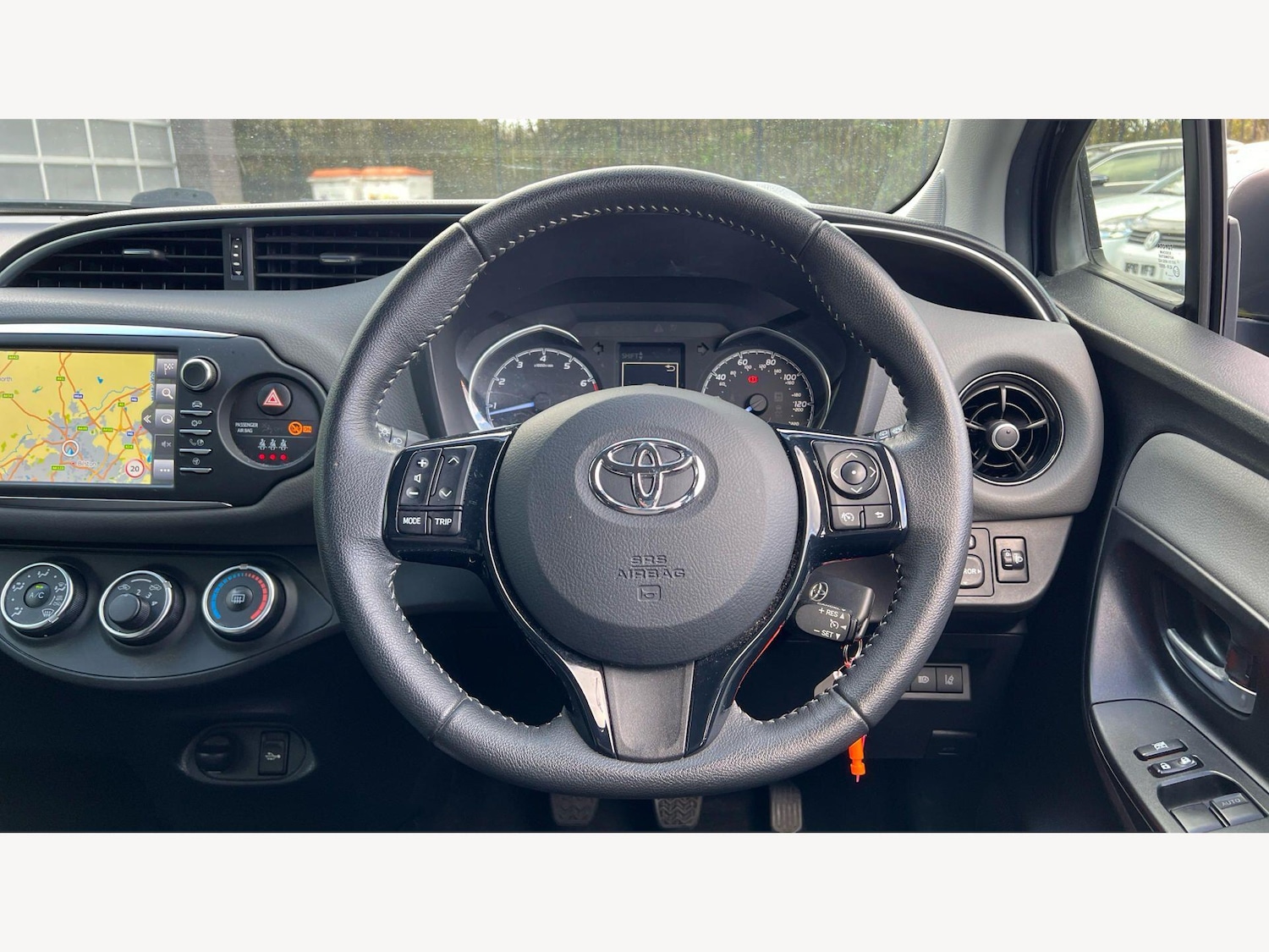 Used Toyota Yaris 2019 for sale - 78147860: Photo 8