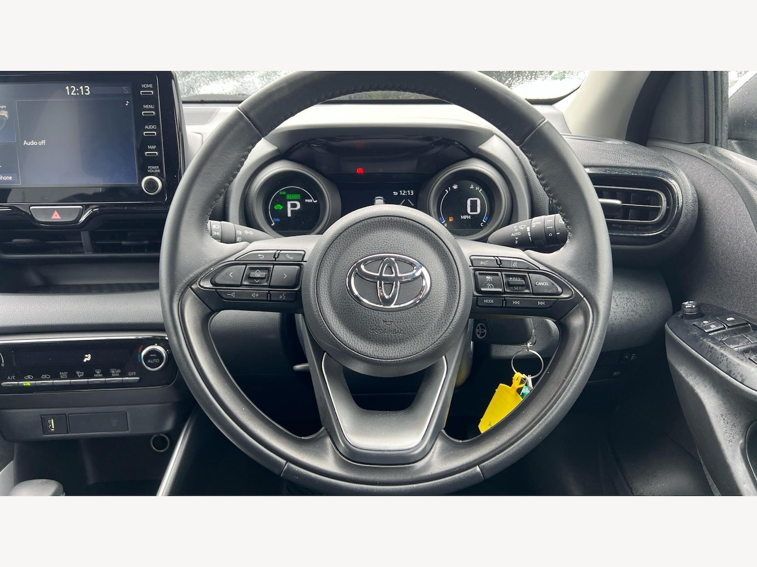 Used Toyota Yaris 2023 for sale - 76327214: Photo 10