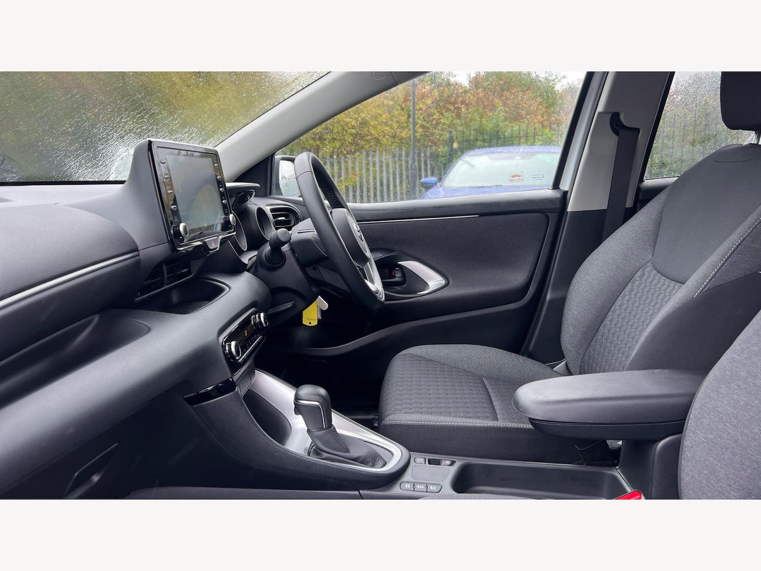 Used Toyota Yaris 2023 for sale - 76327214: Photo 12