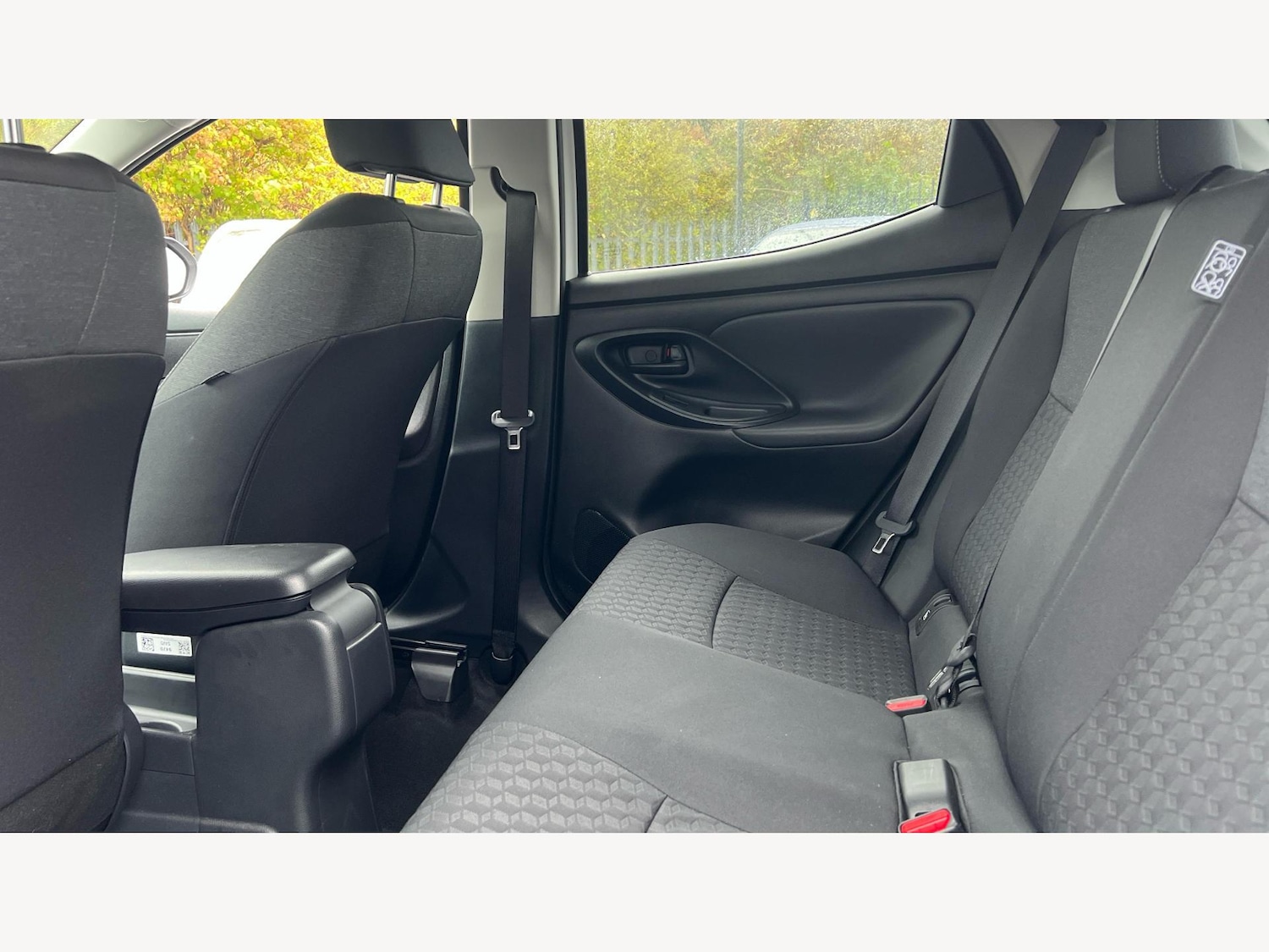 Used Toyota Yaris 2023 for sale - 76327214: Photo 15