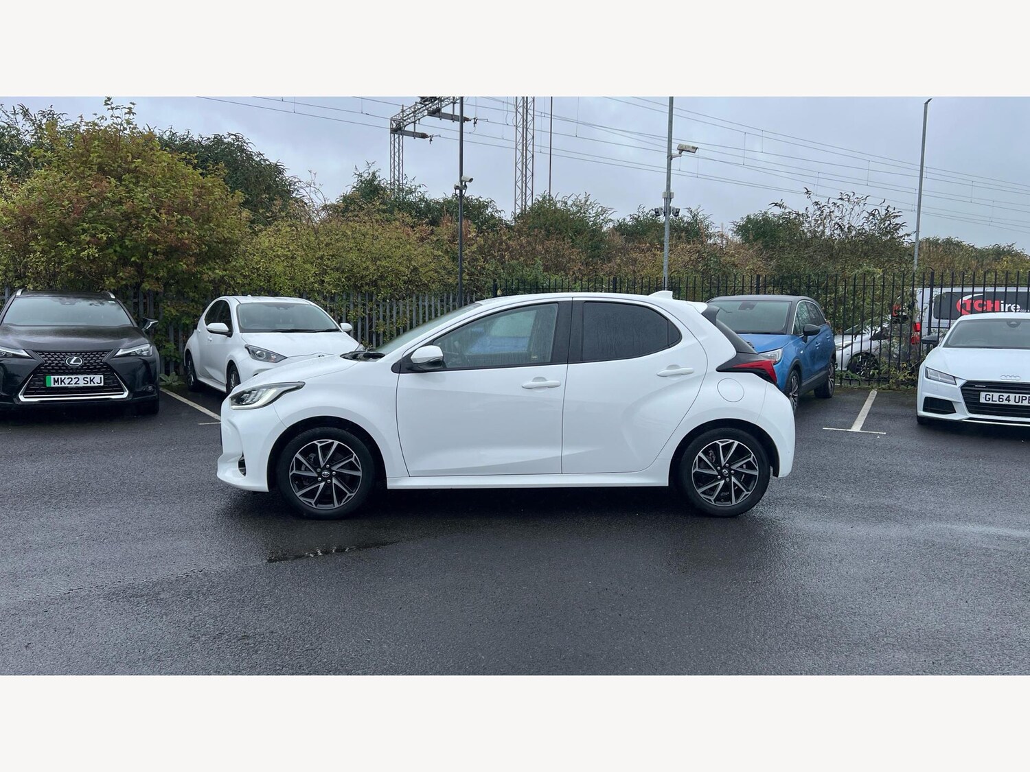 Used Toyota Yaris 2023 for sale - 76327214: Photo 19