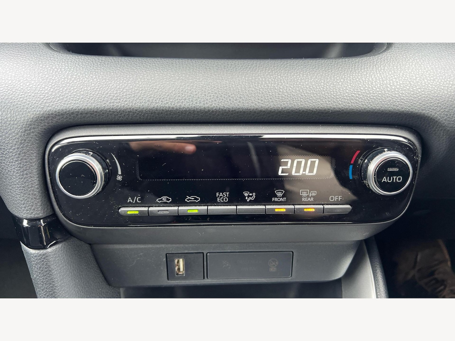 Used Toyota Yaris 2023 for sale - 76327214: Photo 27