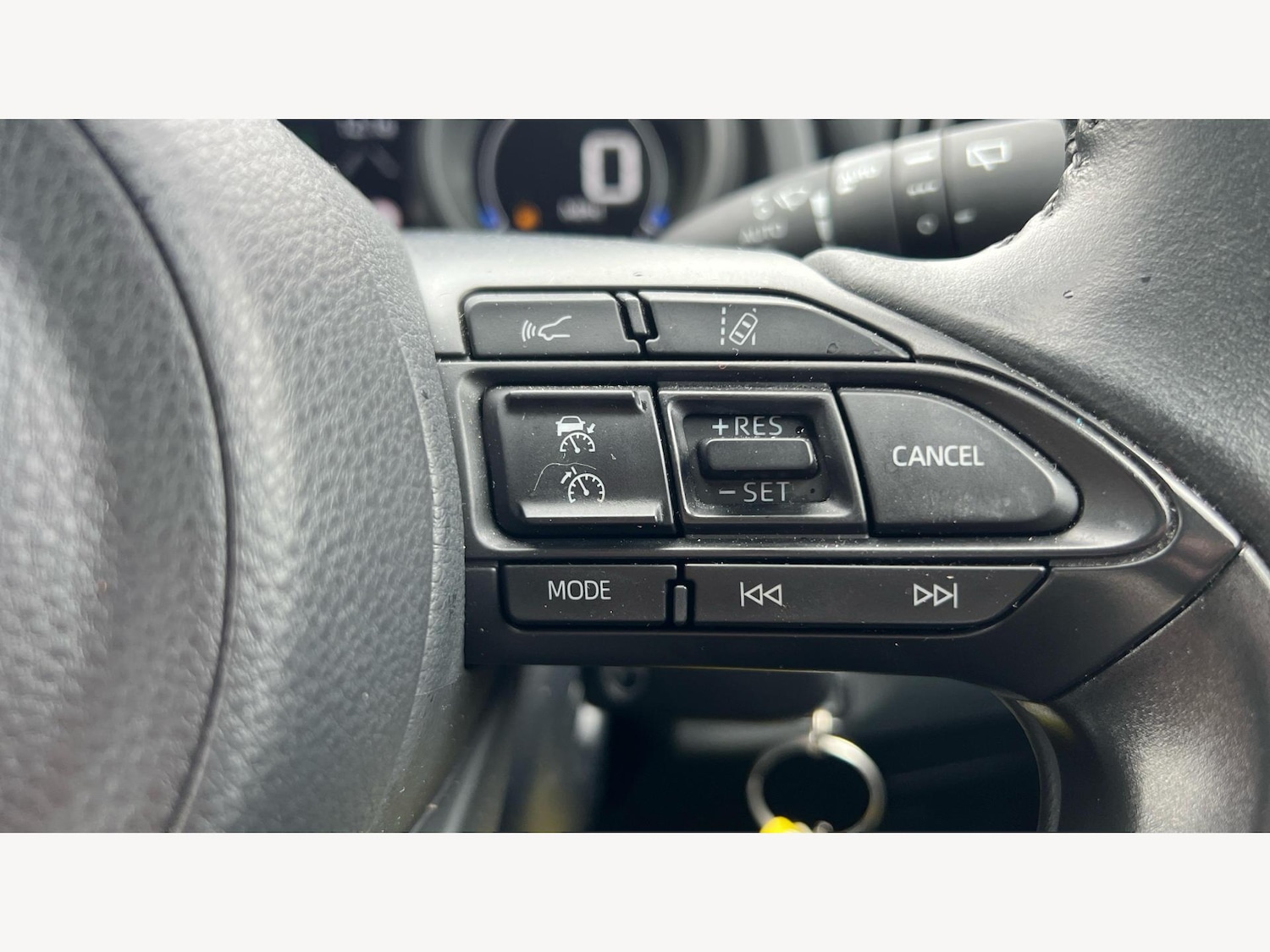 Used Toyota Yaris 2023 for sale - 76327214: Photo 29
