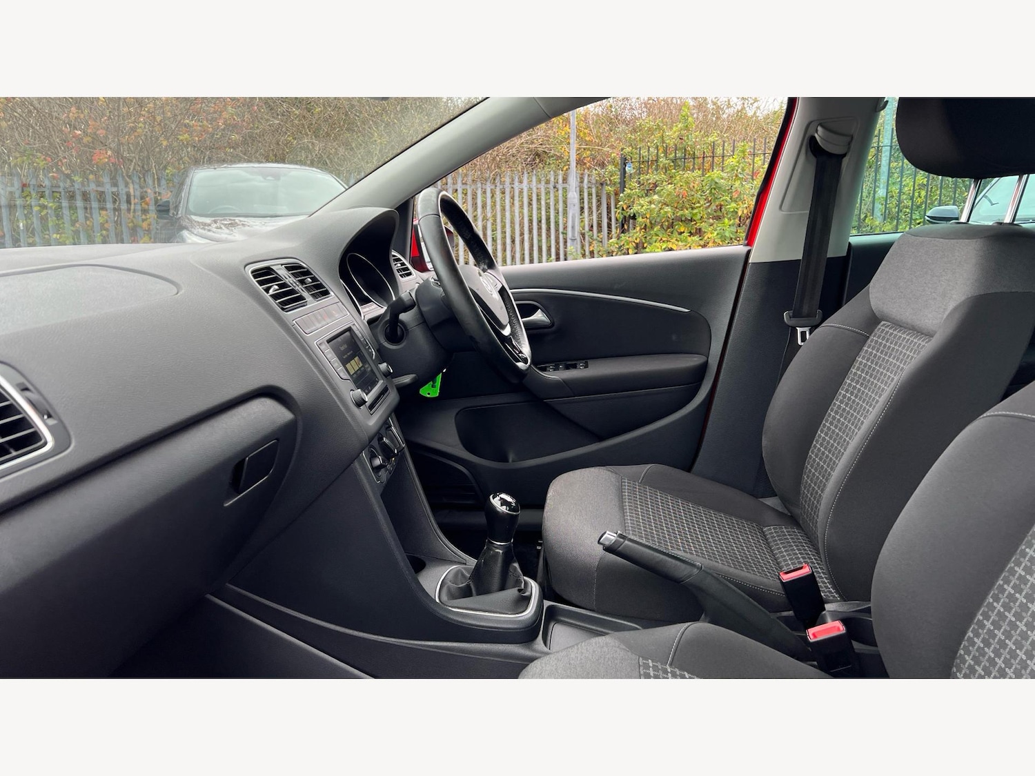 Used Volkswagen Polo 2017 for sale - 76607143: Photo 12