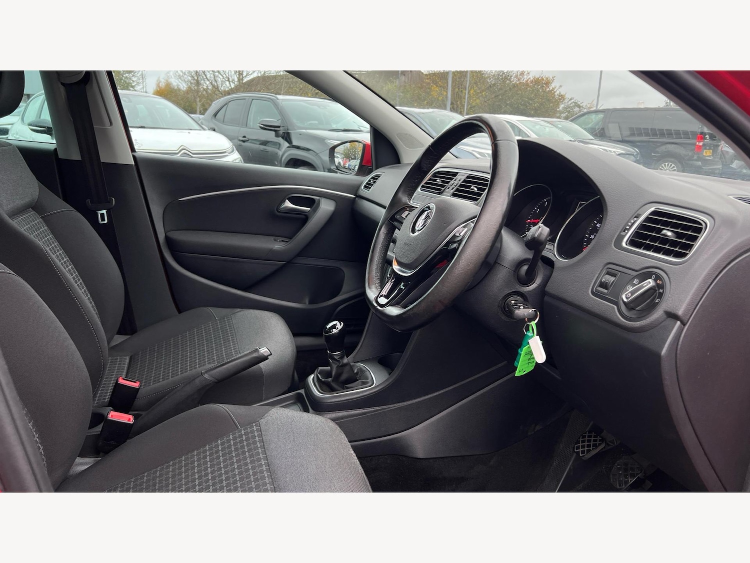 Used Volkswagen Polo 2017 for sale - 76607143: Photo 13