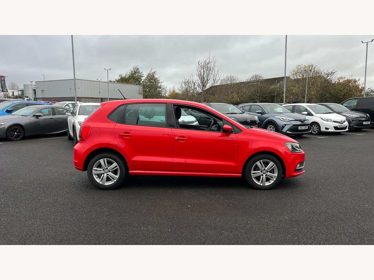 Used Volkswagen Polo 2017 for sale - 76607143: Photo 18