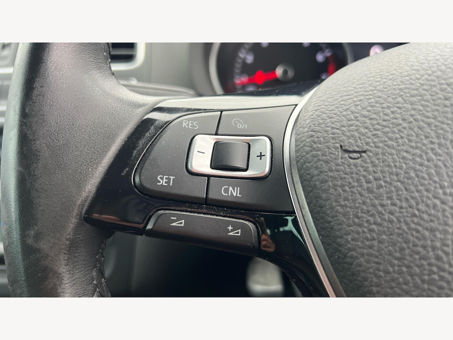 Used Volkswagen Polo 2017 for sale - 76607143: Photo 26