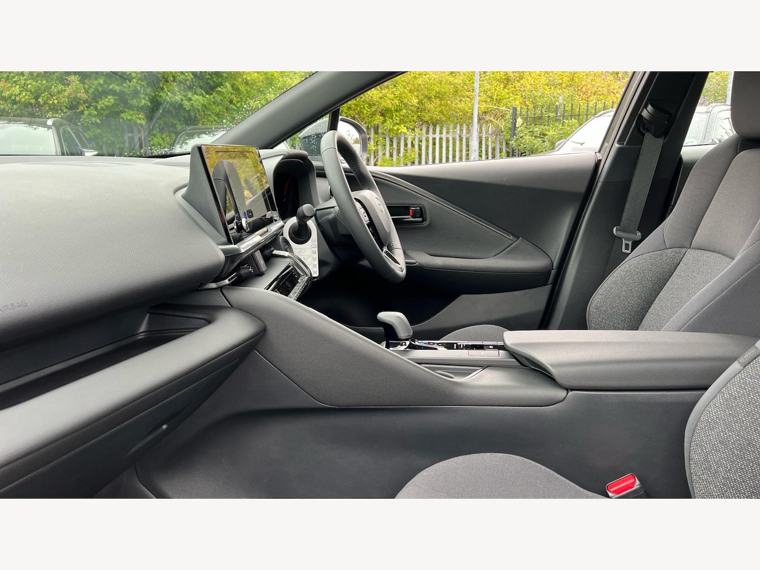 Used Toyota C-HR 2025 for sale - 76239994: Photo 12