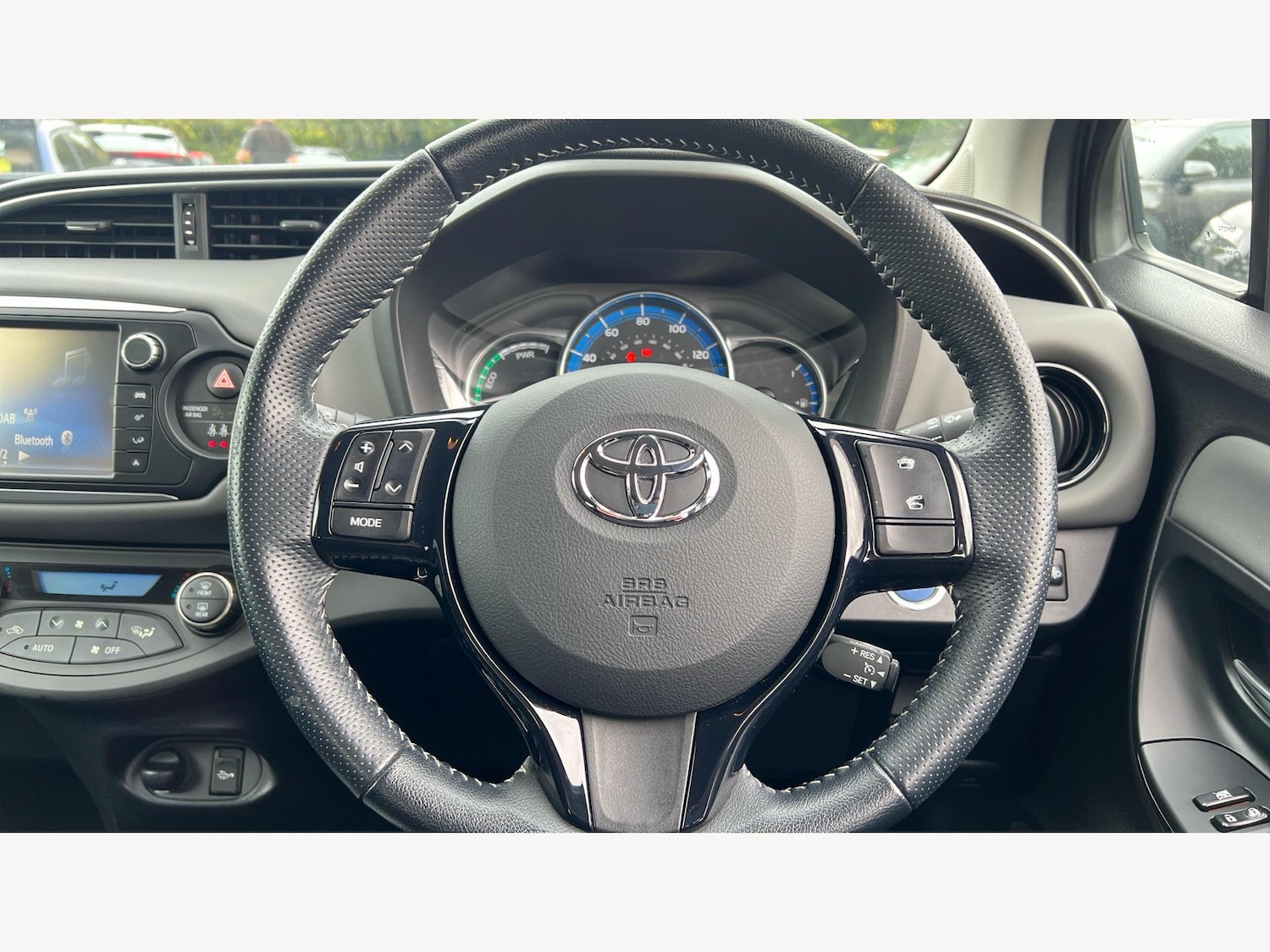 Used Toyota Yaris 2017 for sale - 76153064: Photo 10