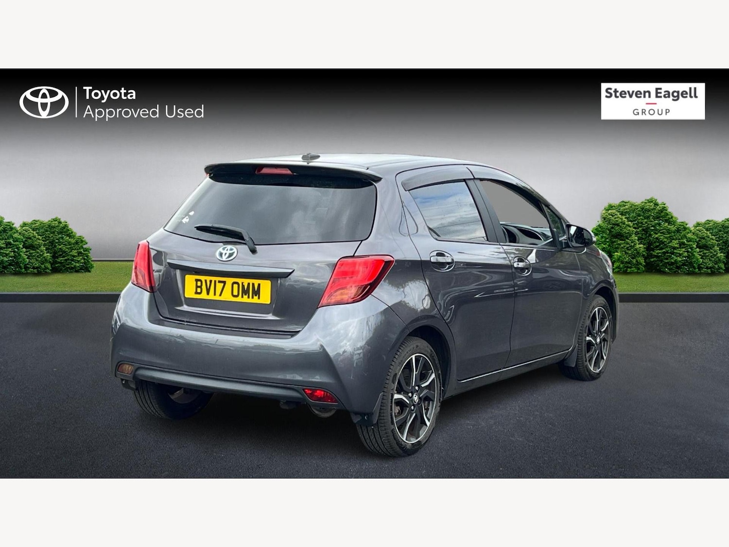 Used Toyota Yaris 2017 for sale - 76153064: Photo 2