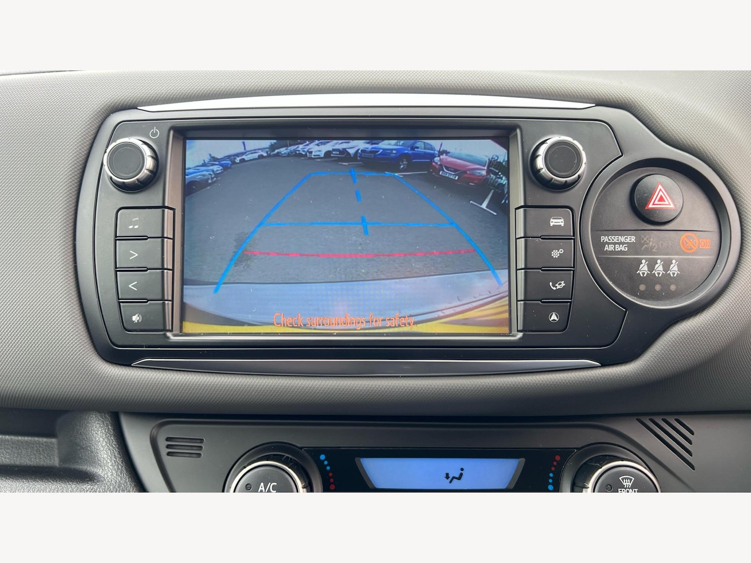 Used Toyota Yaris 2017 for sale - 76153064: Photo 26