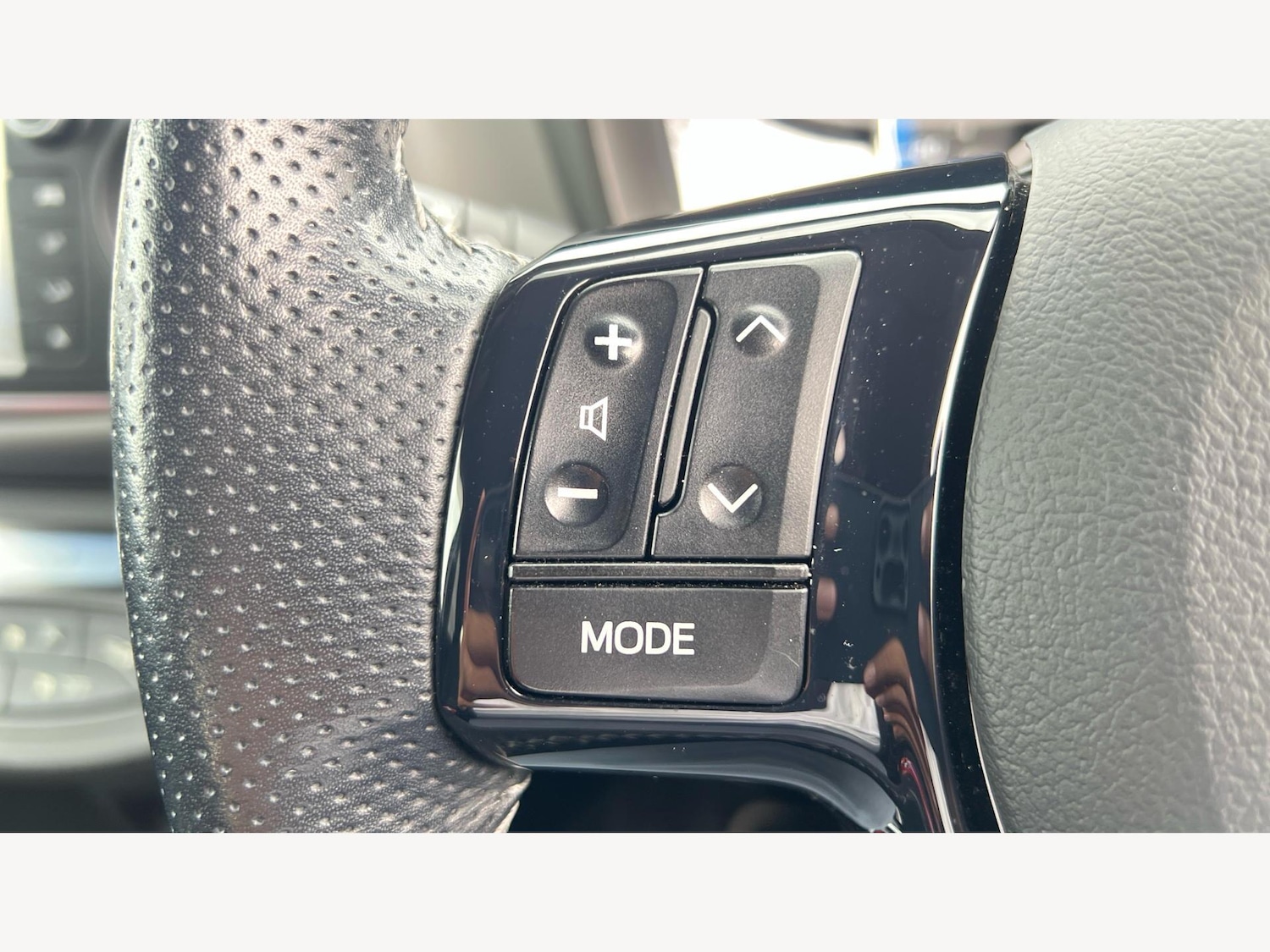 Used Toyota Yaris 2017 for sale - 76153064: Photo 28