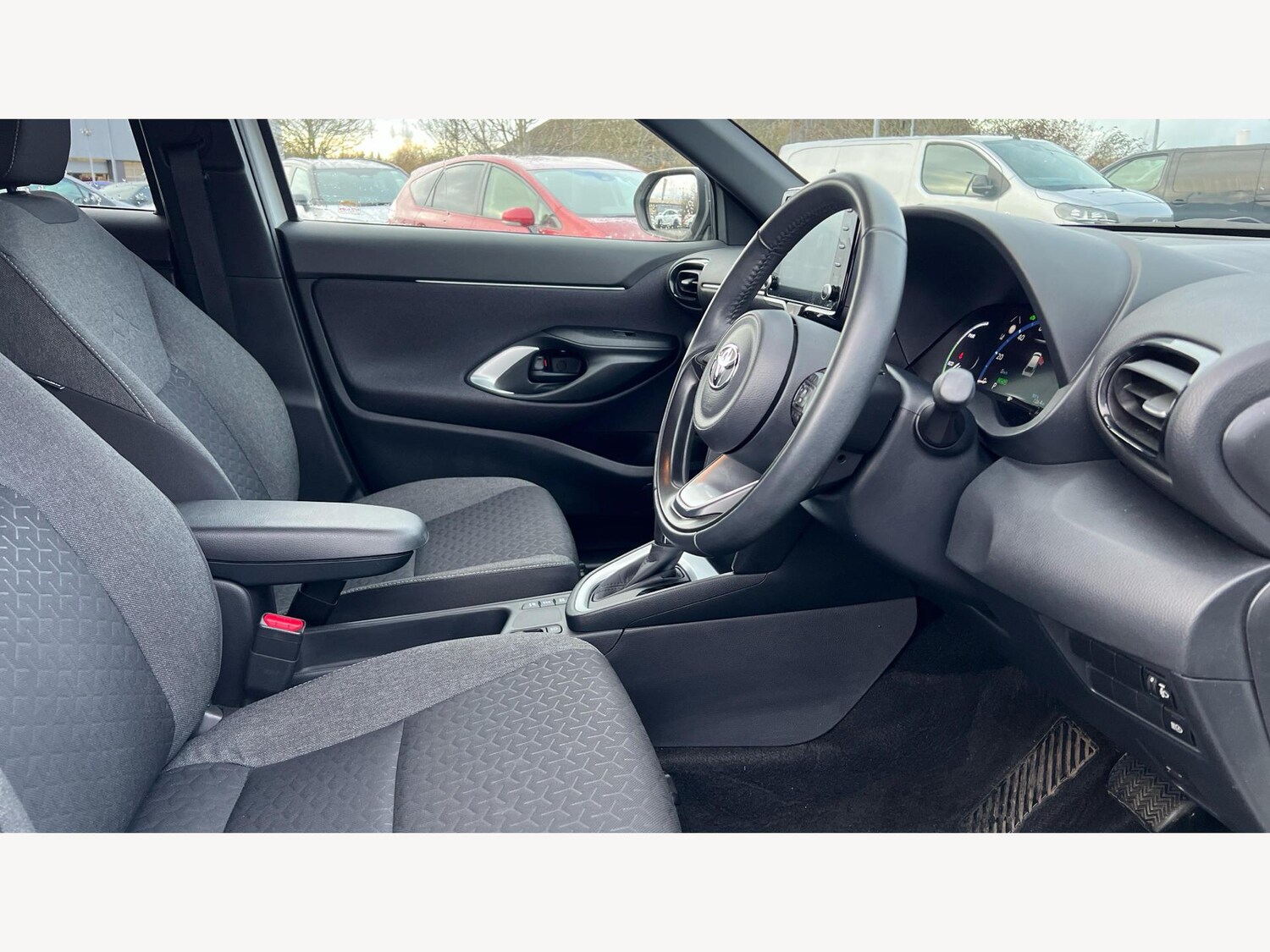 Used Toyota Yaris Cross for sale - 77216228: Photo 13