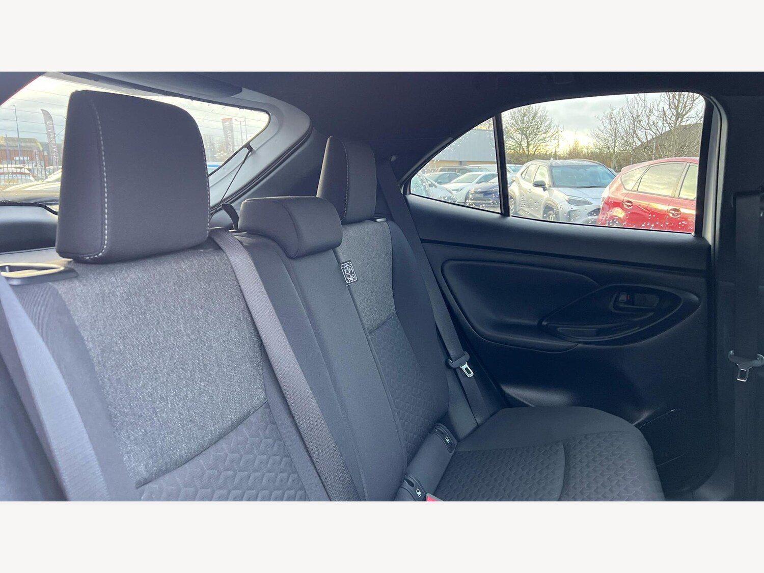 Used Toyota Yaris Cross for sale - 77216228: Photo 27