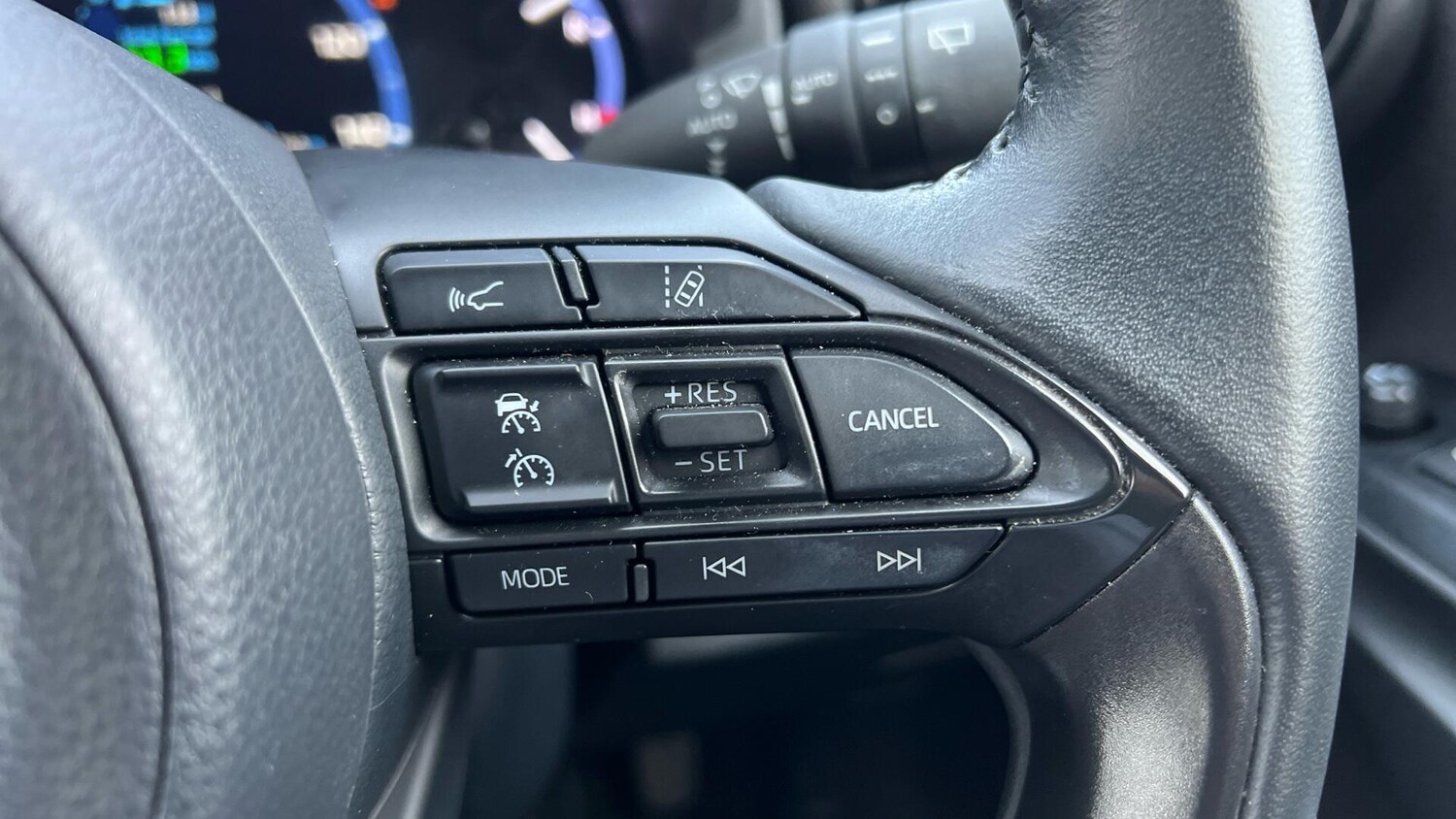 Used Toyota Yaris Cross for sale - 77216228: Photo 32