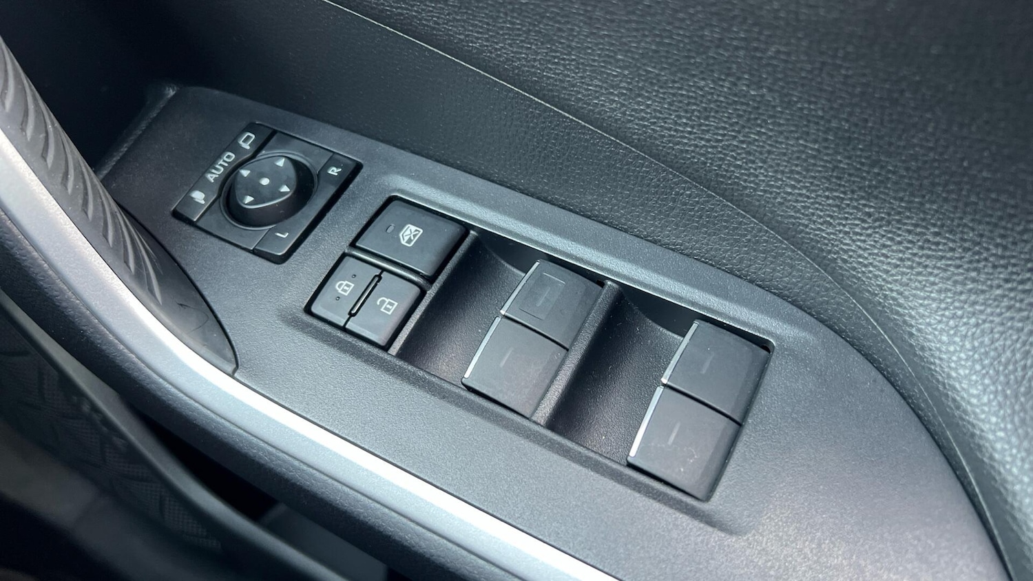 Used Toyota RAV4 2023 for sale - 76865778: Photo 35