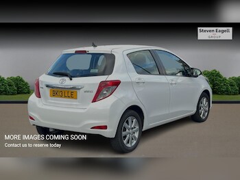 Used Toyota Yaris 2013 for sale - 76513418: Photo