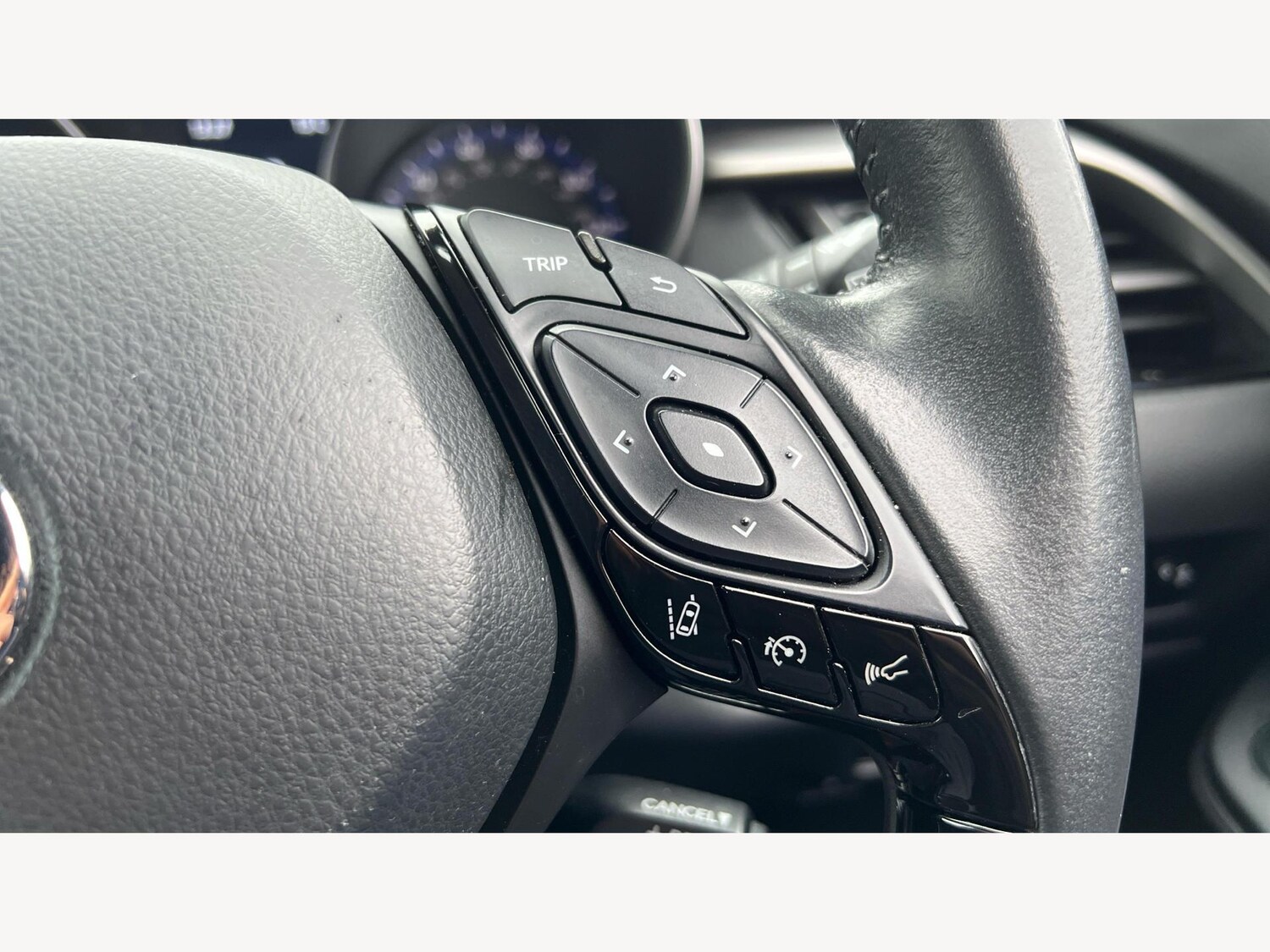 Used Toyota C-HR 2021 for sale - 77074640: Photo 28