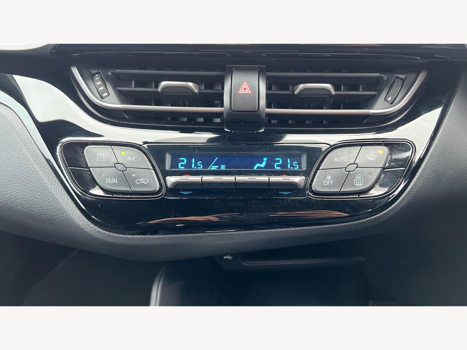 Used Toyota C-HR 2021 for sale - 77074640: Photo 29