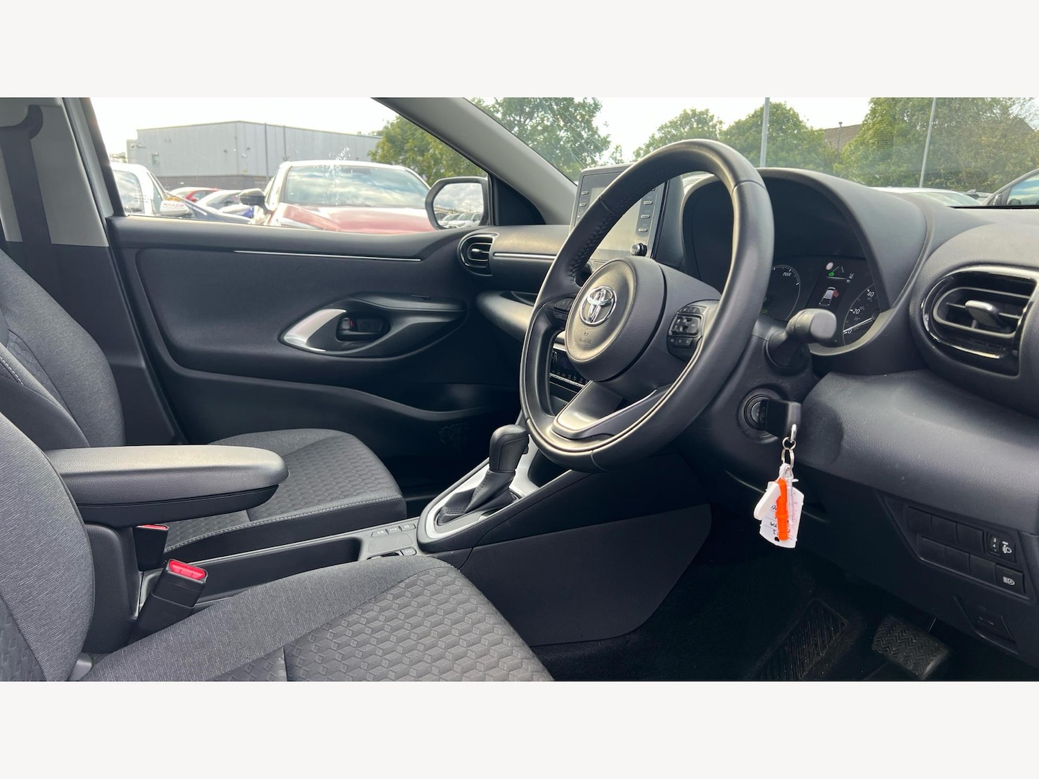 Used Toyota Yaris 2023 for sale - 77330424: Photo 13