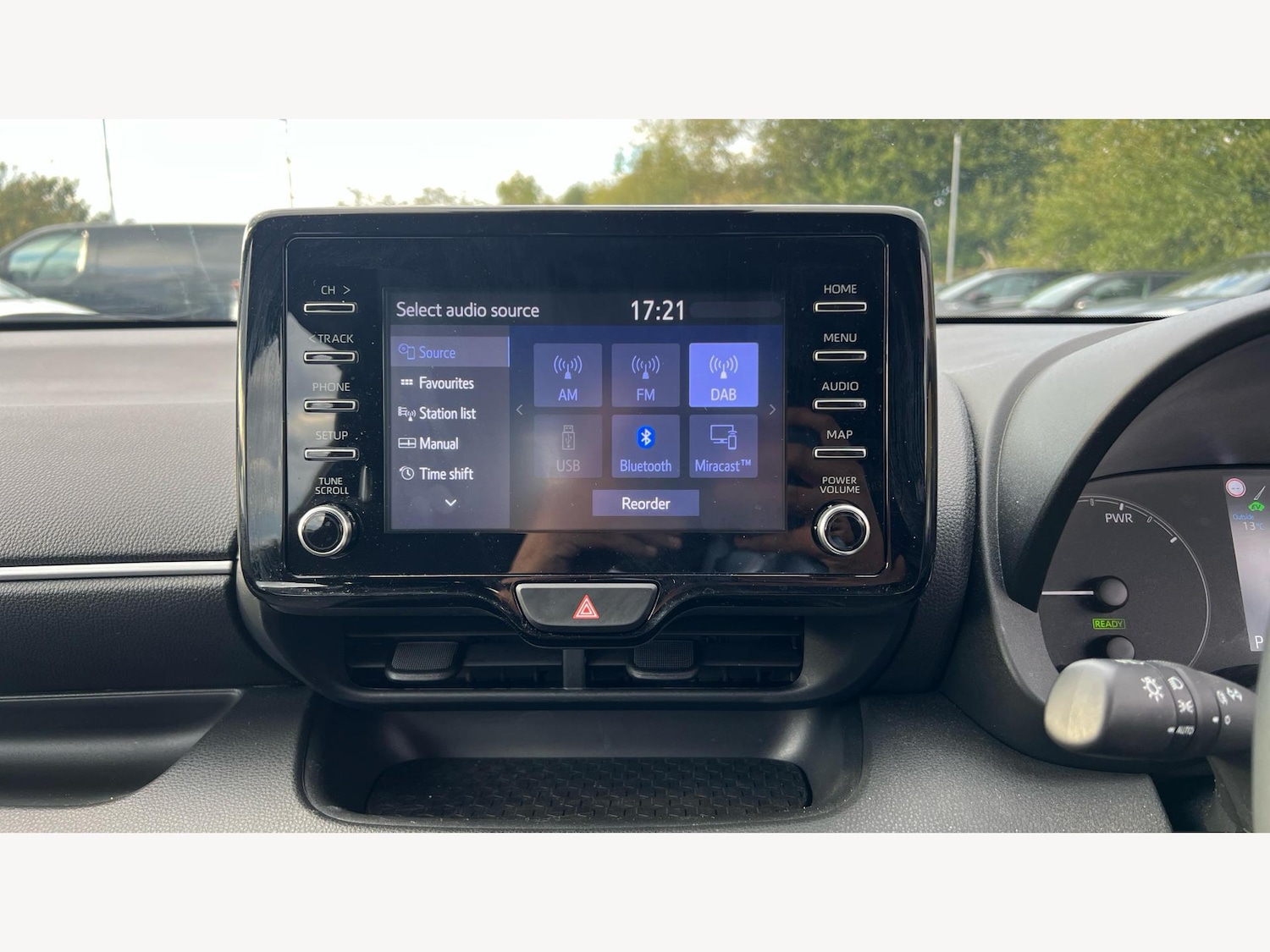 Used Toyota Yaris 2023 for sale - 77330424: Photo 25