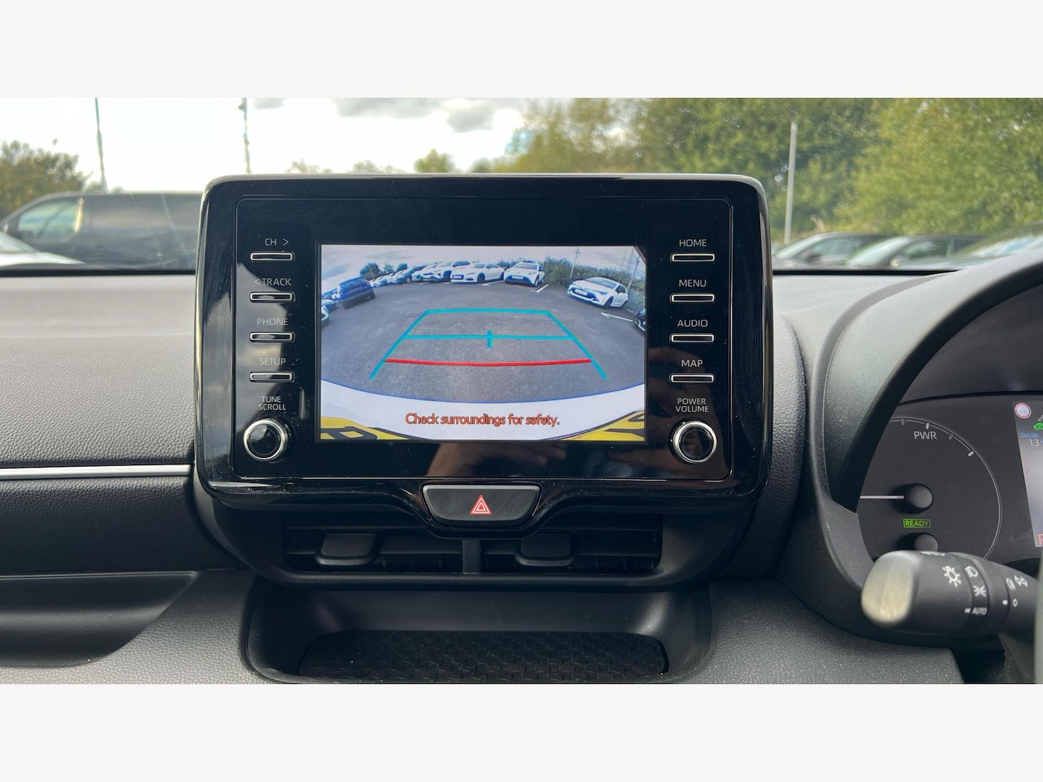 Used Toyota Yaris 2023 for sale - 77330424: Photo 26