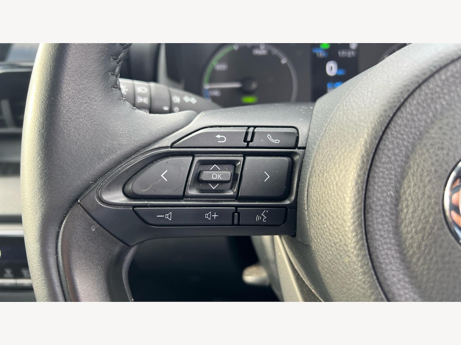 Used Toyota Yaris 2023 for sale - 77330424: Photo 27