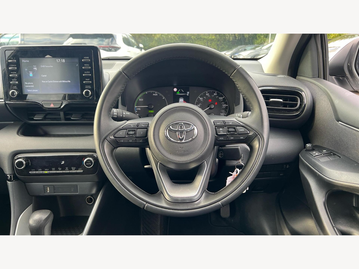 Used Toyota Yaris 2023 for sale - 77330424: Photo 8