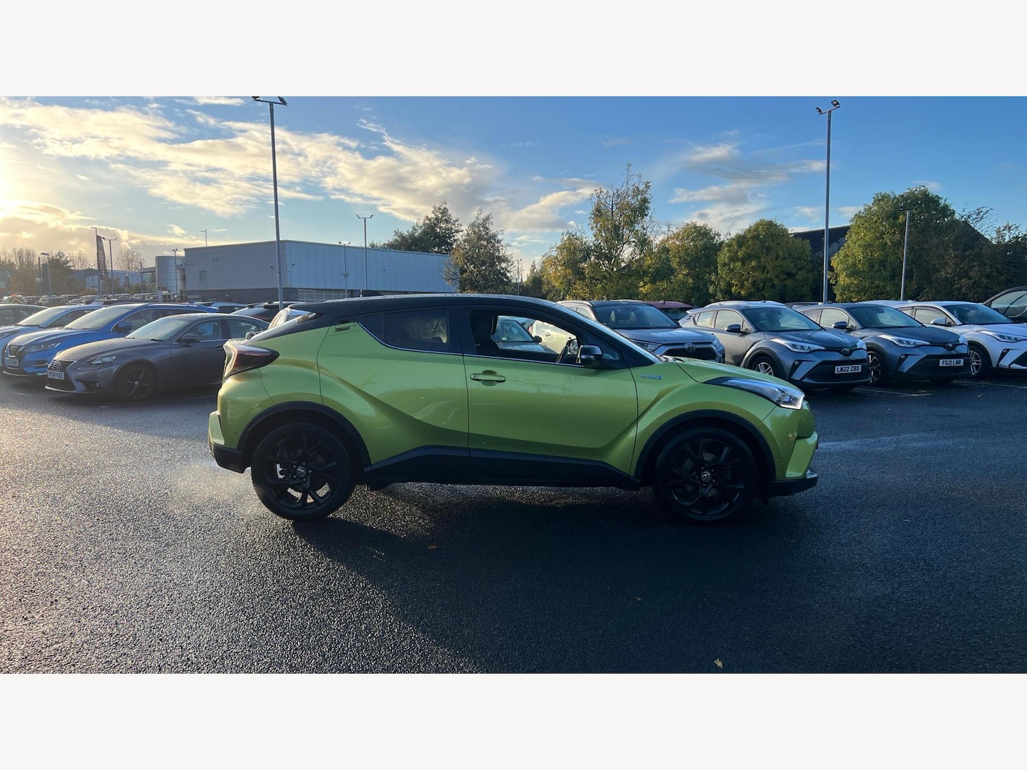 Used Toyota C-HR 2019 for sale - 76371232: Photo 18