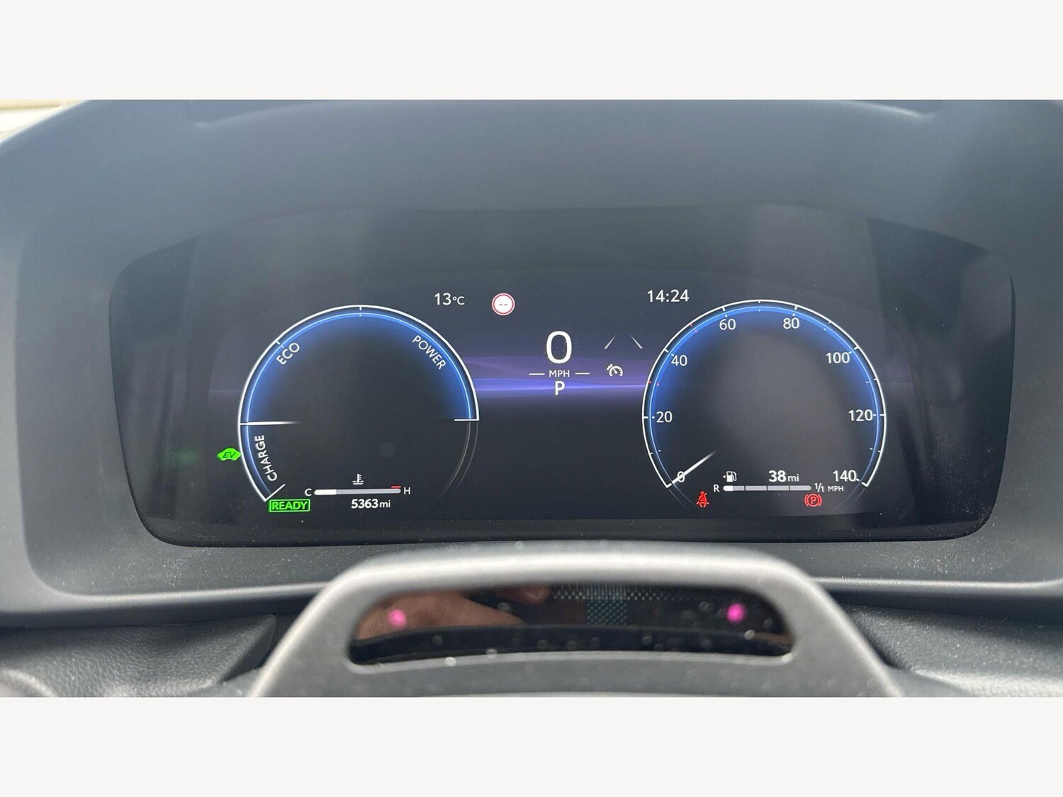 Used Toyota C-HR 2024 for sale - 77637498: Photo 11