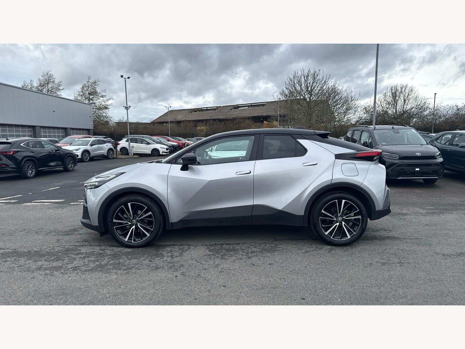 Used Toyota C-HR 2024 for sale - 77637498: Photo 19
