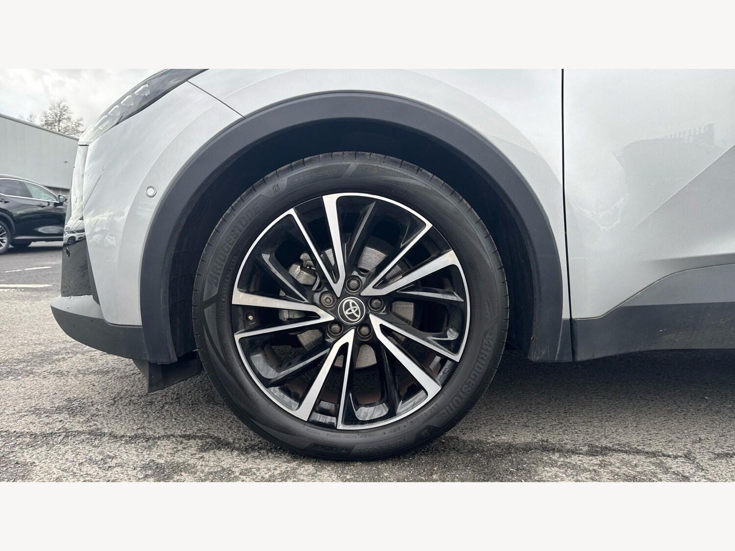 Used Toyota C-HR 2024 for sale - 77637498: Photo 20