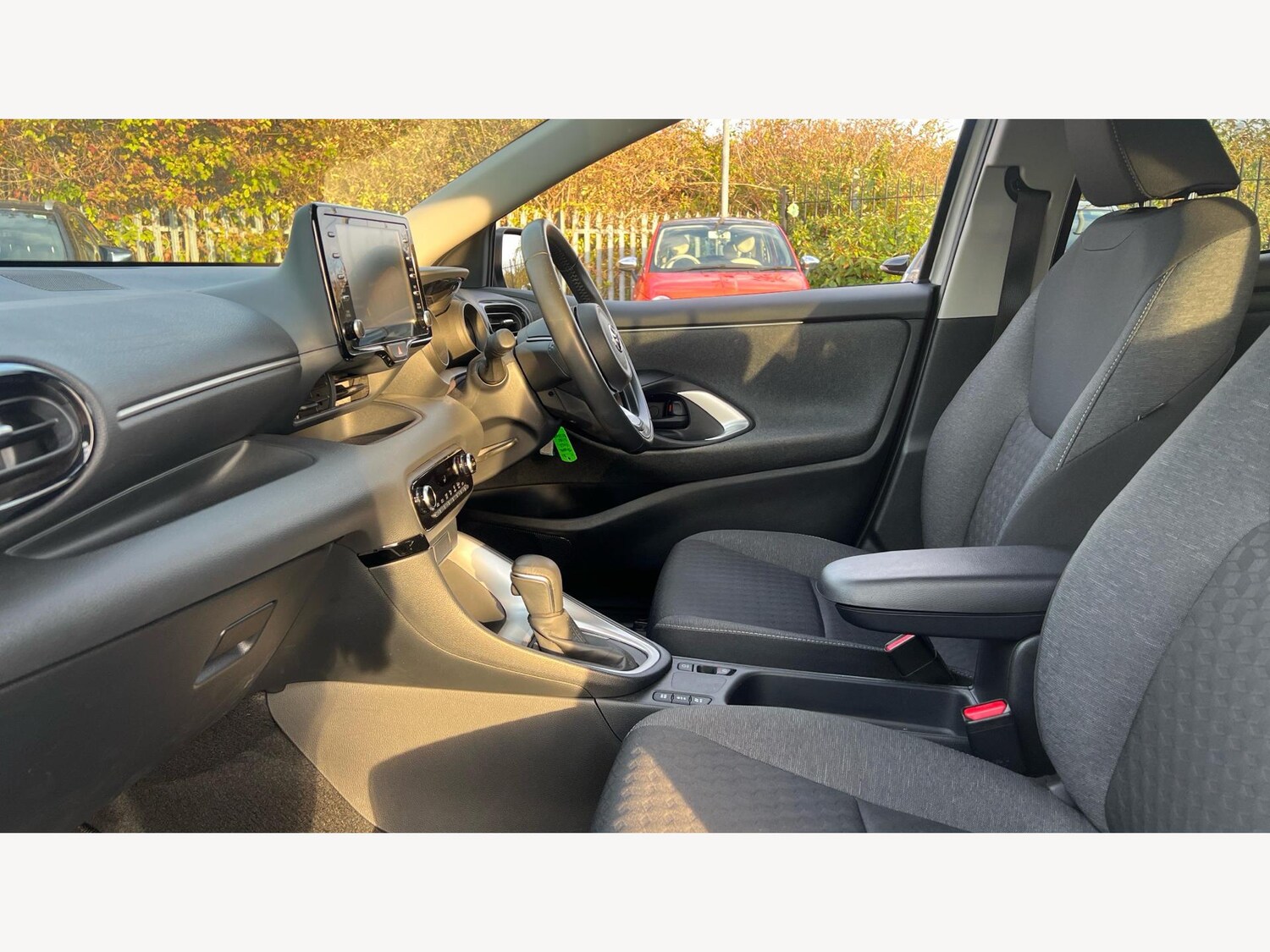 Used Toyota Yaris 2021 for sale - 76158959: Photo 12