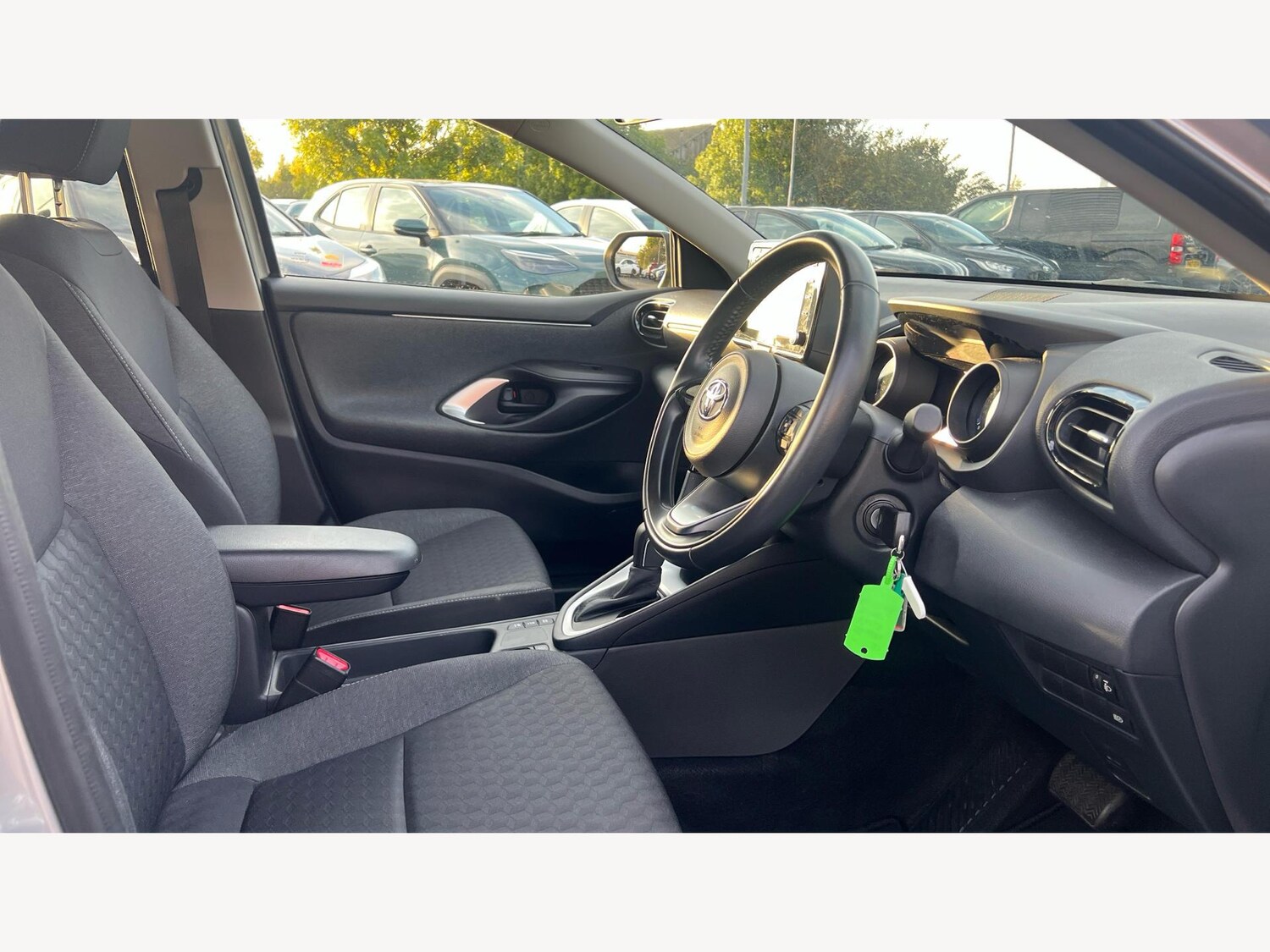 Used Toyota Yaris 2021 for sale - 76158959: Photo 13