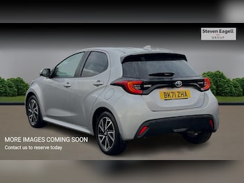 Used Toyota Yaris 2021 for sale - 76158959: Photo 2
