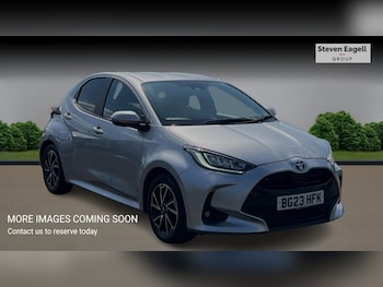 Used Toyota Yaris 2023 for sale - 75589805: Photo