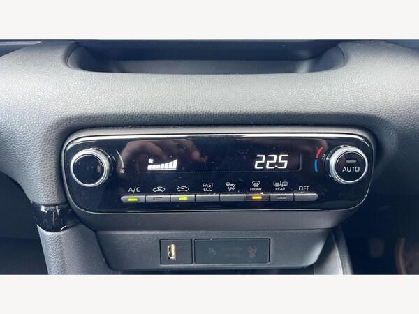 Used Toyota Yaris 2023 for sale - 75589805: Photo 29