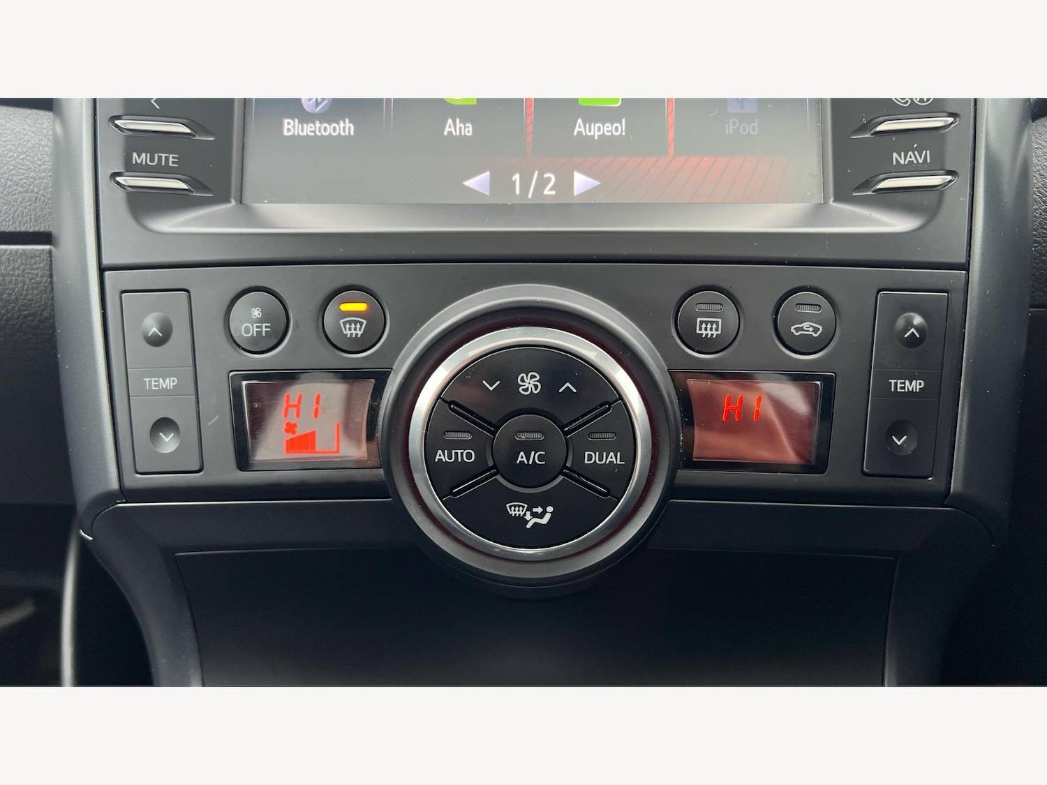 Used Toyota Verso 2017 for sale - 76765195: Photo 26